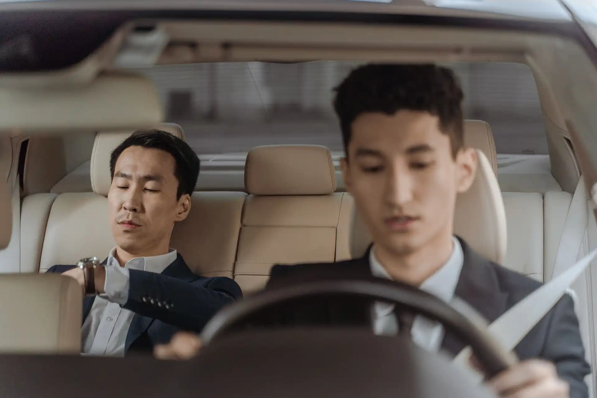 Intercity & Interstate chauffeur-driven service in Kerala